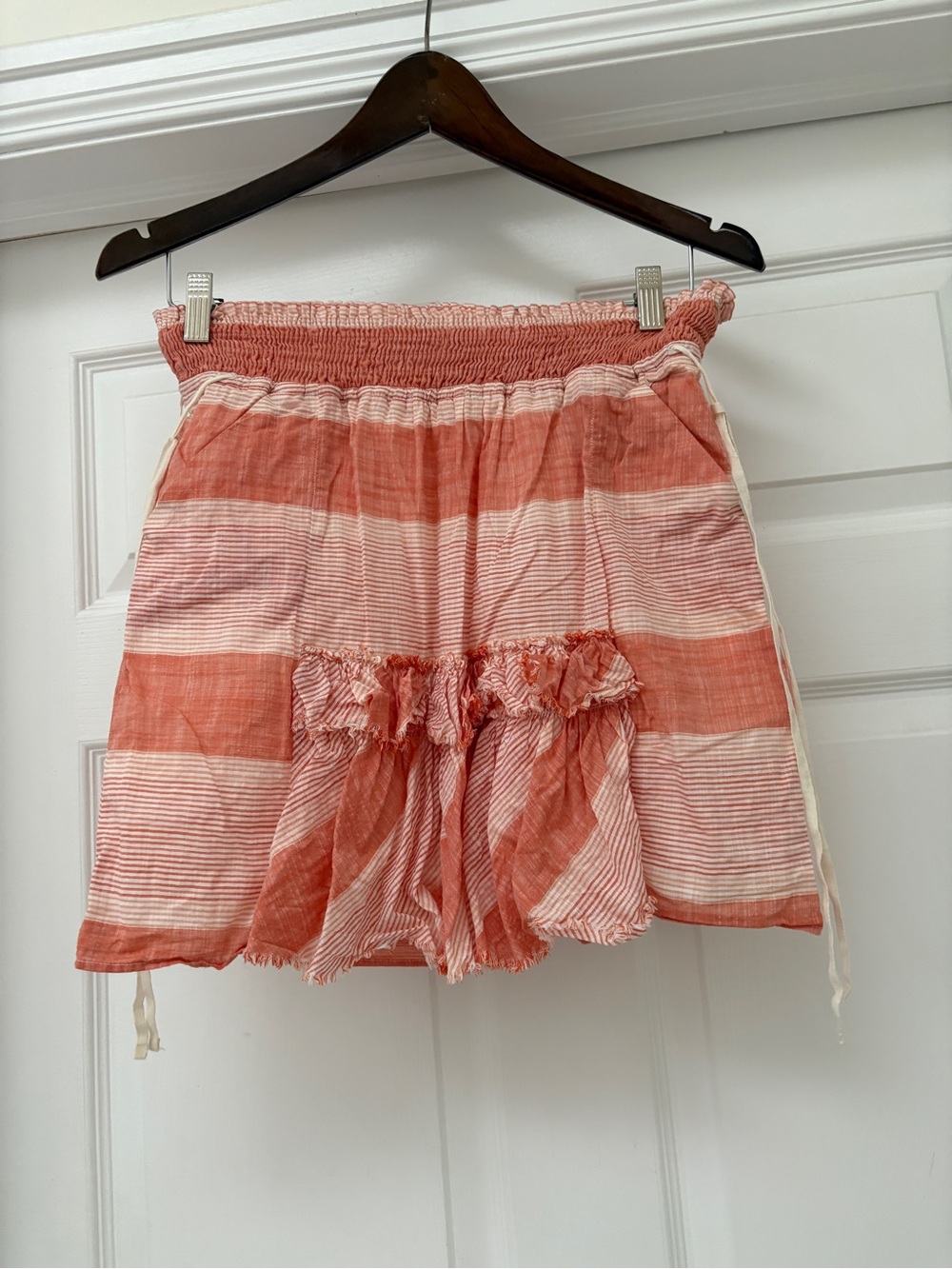 Banana Republic Coral and White Striped Ruffle Skirt ladies size 0